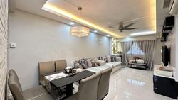 Blk 241 Jurong East Street 24 (Jurong East), HDB 3 Rooms #604908091